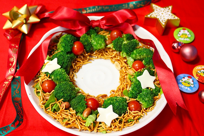 サンリオ　チキンラーメンクリスマスリース